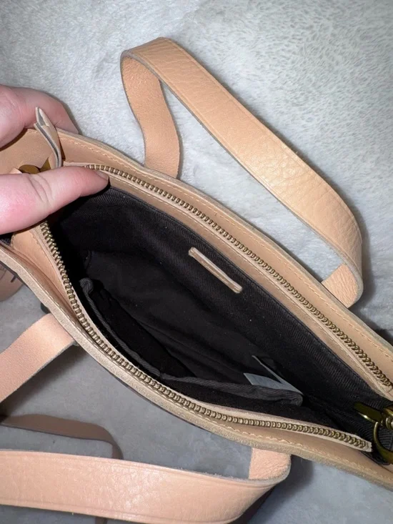 Madewell Black and Tan Transport Checkered Leather Crossbody Bag - NWOT - Picture 3 of 8